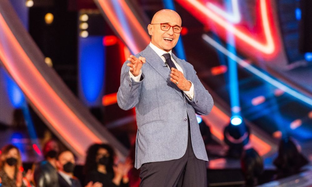 GF Vip, svelati i nuovi concorrenti: sono 2 volti big della tv italiana (uno ha vinto L’Isola dei Famosi) 1 gf-vip,-svelati-i-nuovi-concorrenti:-sono-2-volti-big-della-tv-italiana-(uno-ha-vinto-l’isola-dei-famosi)