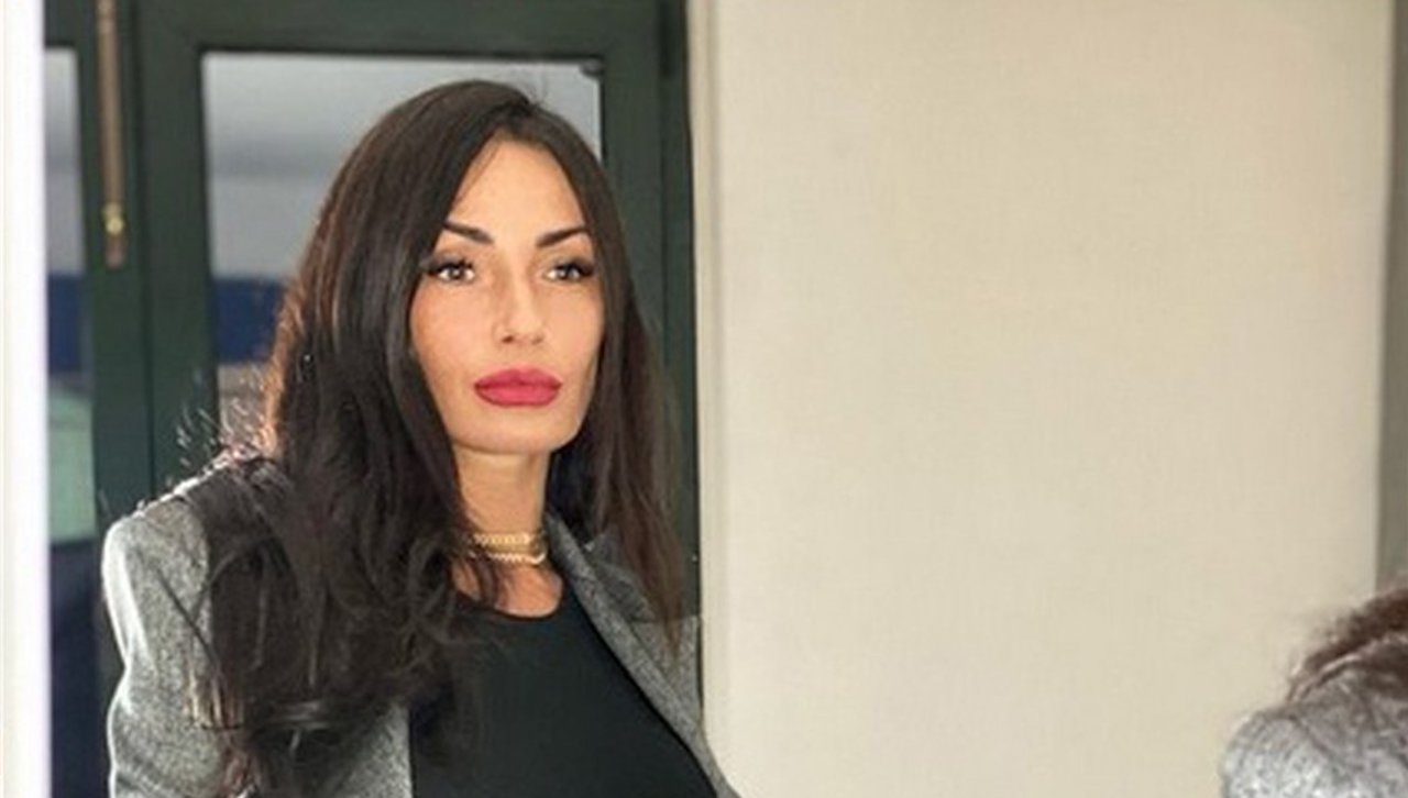 Ida Platano sapete cosa faceva prima di Uomini e Donne? Lei confessa: “Ho completamente cambiato…” 1 ida-platano-sapete-cosa-faceva-prima-di-uomini-e-donne?-lei-confessa:-“ho-completamente-cambiato…”