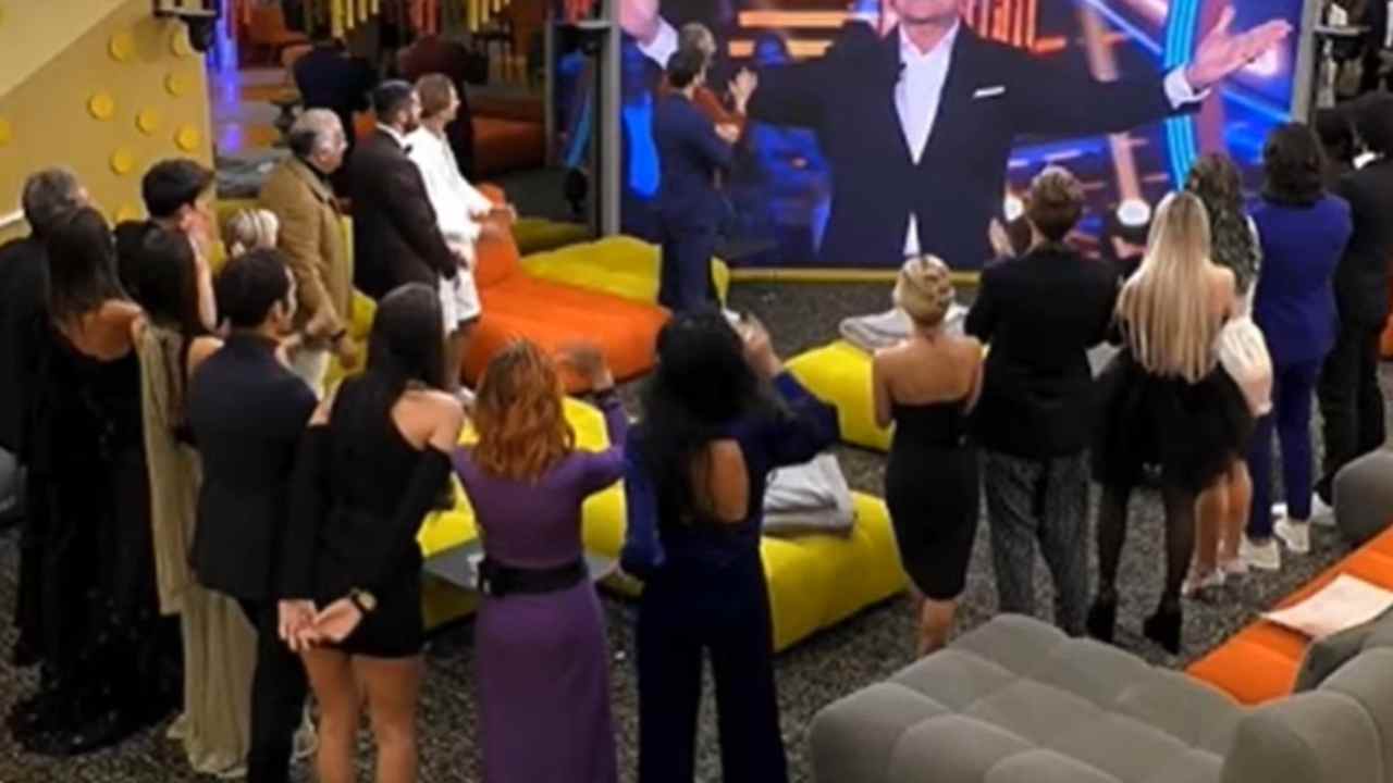 “Sono stato con tante donne”: la clamorosa confessione di un vippone al GF Vip 7 1 “sono-stato-con-tante-donne”:-la-clamorosa-confessione-di-un-vippone-al-gf-vip-7
