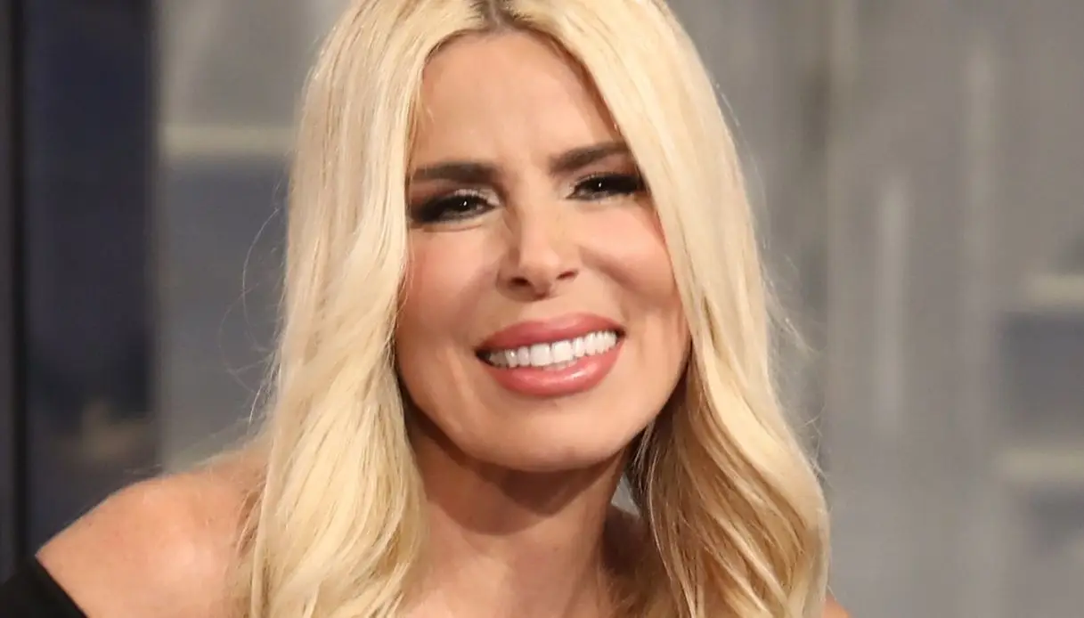 Loredana Lecciso si prepara al matrimonio ma Albano non ci sarà. Lui l’abbandona per Romina 1 loredana-lecciso-si-prepara-al-matrimonio-ma-albano-non-ci-sara.-lui-l’abbandona-per-romina