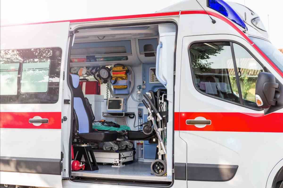Dramma in pieno centro: uomo trovato morto su una panchina 1 dramma-in-pieno-centro:-uomo-trovato-morto-su-una-panchina