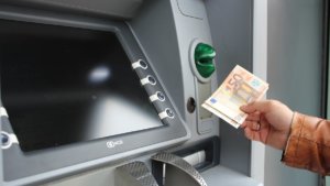 BORSE CHIUSURA 24 GENNAIO – Intesa Sanpaolo, Unicredit e Banco Bpm sostengono Piazza Affari 1 borse-chiusura-24-gennaio-–-intesa-sanpaolo,-unicredit-e-banco-bpm-sostengono-piazza-affari