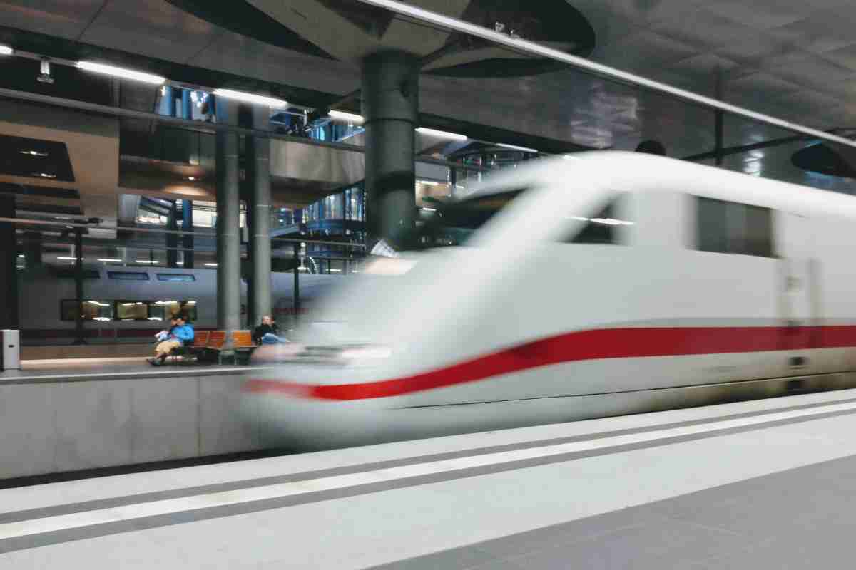Nuovo collegamento super veloce in Italia: finalmente è operativo 1 nuovo-collegamento-super-veloce-in-italia:-finalmente-e-operativo