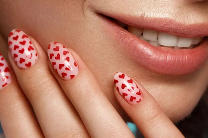 unghie,-idee-romantiche-a-cui-ispirarsi-per-la-manicure-di-san-valentino-2023