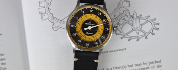 introducing-–-the-black-&-yellow-meistersinger-pangaea-day-date-(live-pics)