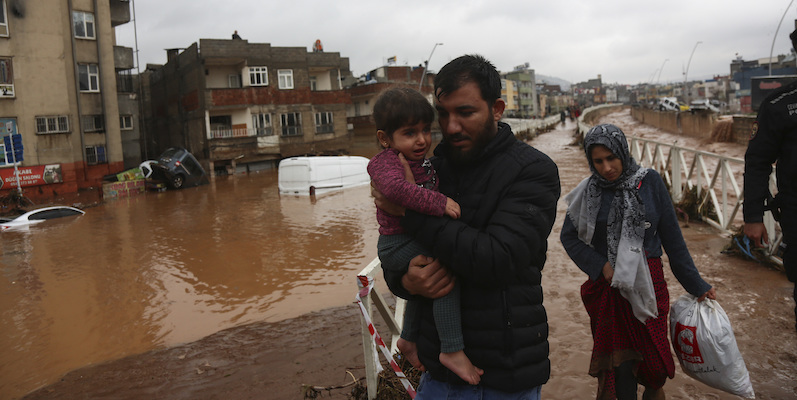 due-citta-della-turchia-colpite-dal-terremoto-ora-sono-alle-prese-con-le-inondazioni